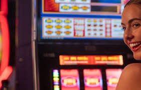 Slot online games lobby showing various game titles on 2jl link